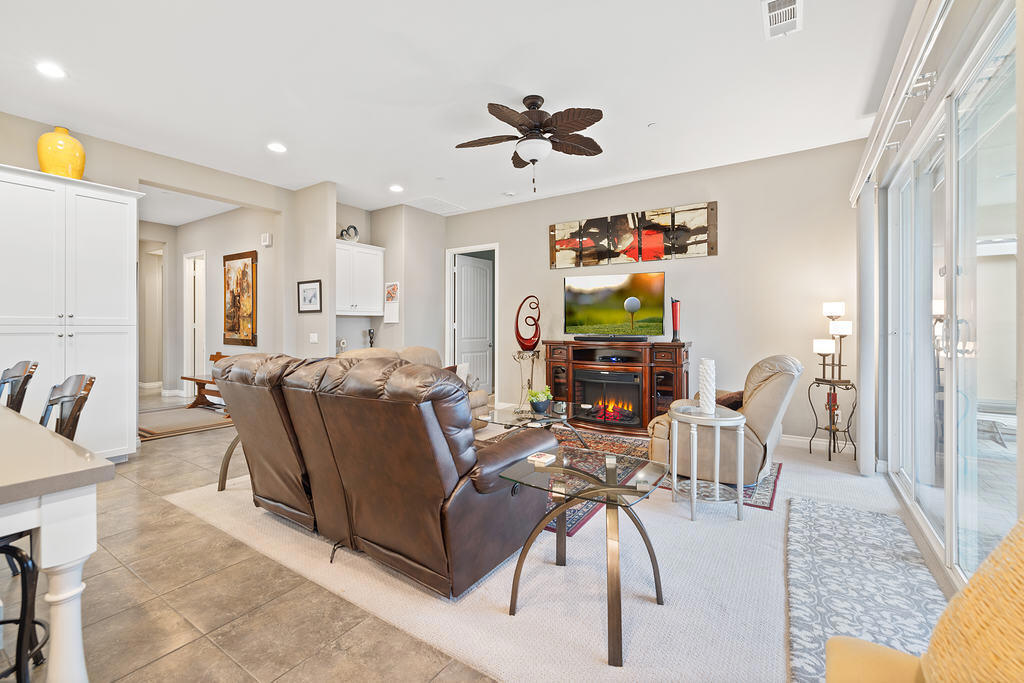 MLS #219132166DA img 4