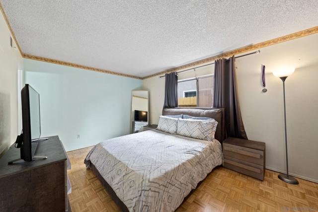 1562 Arequipa Street, San Diego CA: https://media.crmls.org/mediaz/56290e18-bb16-4872-9aeb-fa5815074e87.jpg