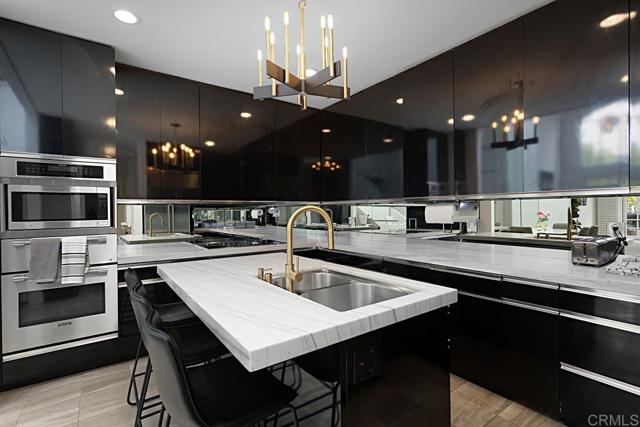 Detail Gallery Image 13 of 47 For 7429 via De Fortuna, Carlsbad,  CA 92009 - 3 Beds | 3 Baths