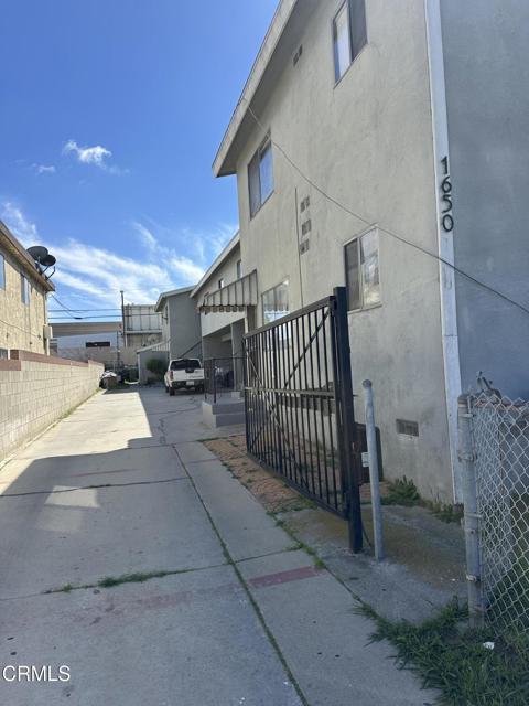 Detail Gallery Image 8 of 9 For 1650 W 209th St Apt 6,  Torrance,  CA 90501 - 2 Beds | 1 Baths