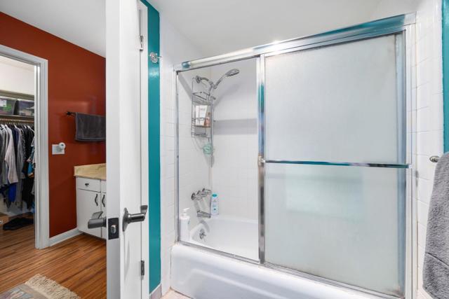 176 Crestview Court, Watsonville CA: https://media.crmls.org/mediaz/562b31b1-7534-47fd-b361-688a649e7416.jpg