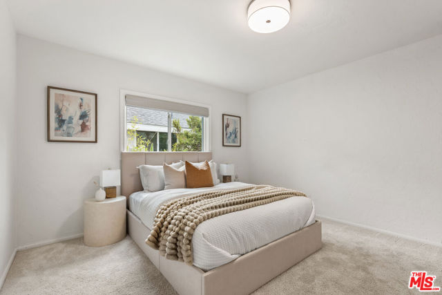 8005 Georgetown Avenue, Los Angeles CA: https://media.crmls.org/mediaz/562bfaf1-d480-44ab-b74e-33c2adf01eb6.jpg