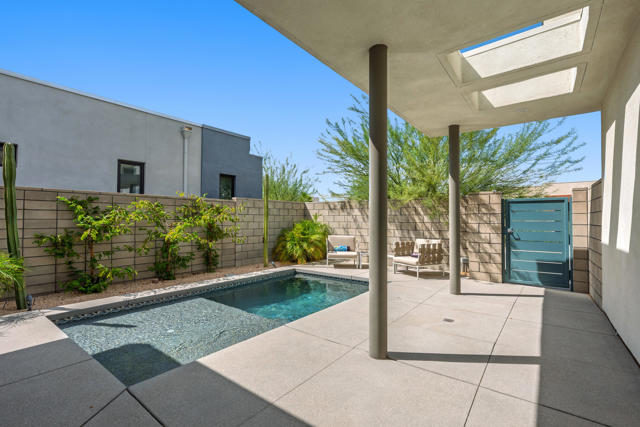 781 Fountain Drive, Palm Springs CA: https://media.crmls.org/mediaz/562c3d19-422c-4290-aa39-4030ee11c4e6.jpg