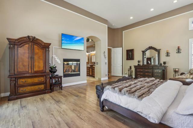 1150 Stony Brook Drive, Hollister CA: https://media.crmls.org/mediaz/562c6d2f-a146-43f7-b6b3-0e6894aa989d.jpg