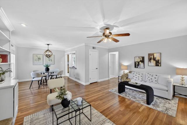 20450 Almaden Road, San Jose CA: https://media.crmls.org/mediaz/562ca547-ab74-4fa9-80d6-19c0efd9559c.jpg