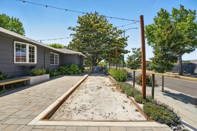 1350 N Central Avenue, San Jose CA: https://media.crmls.org/mediaz/562d1713-81e6-41b4-bb11-68fa341807ef.jpg