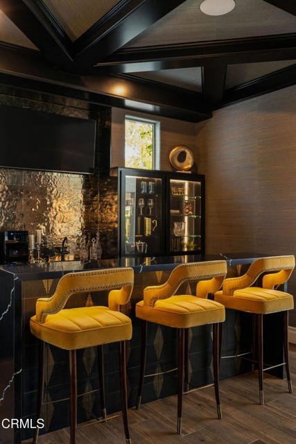 1069 Corte Barroso, Camarillo CA: https://media.crmls.org/mediaz/562d4bcd-736b-4dc7-9d11-3df0324b22e3.jpg