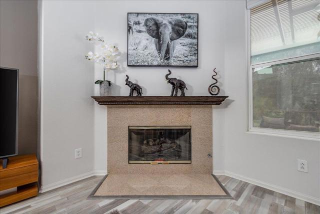 Image 9 of 61 For 49645 Redford Way