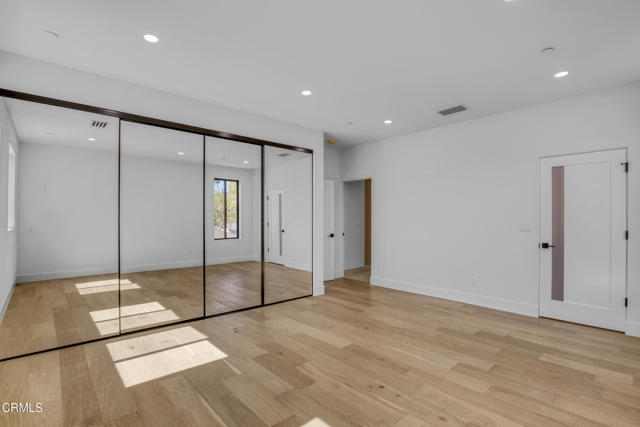 Detail Gallery Image 14 of 32 For 611 W Claremont St, Pasadena,  CA  - 3 Beds | 3 Baths