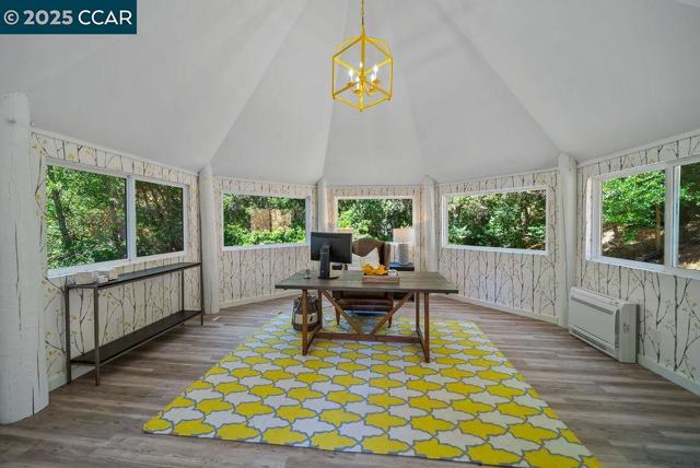 33 Los Arabis Circle, Lafayette CA: https://media.crmls.org/mediaz/562ea67c-b9cd-474c-9eba-bc4ebcc10737.jpg