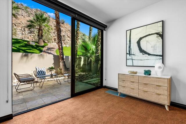 1695 Dunham Road, Palm Springs CA: https://media.crmls.org/mediaz/562eb28b-d9ee-4fb9-9fa1-3feb1bf35c3b.jpg