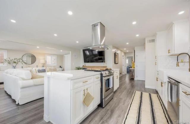 Detail Gallery Image 8 of 28 For 157 Horizon Ln, Oceanside,  CA 92056 - 2 Beds | 2 Baths