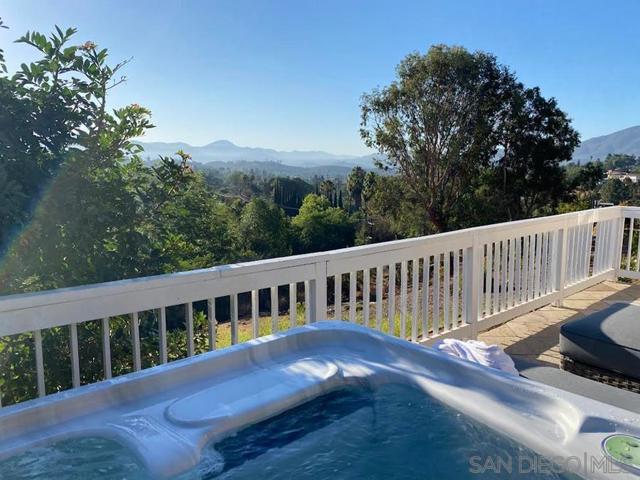 4275 Crestview, La Mesa CA: https://media.crmls.org/mediaz/563059a7-b457-444e-934c-3044132365a8.jpg