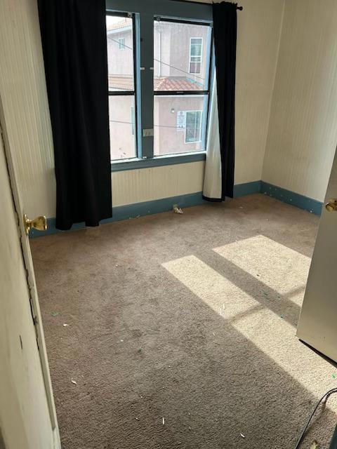 175 Spruce Avenue, South San Francisco CA: https://media.crmls.org/mediaz/56306464-7de6-4539-bbbc-559e2d6fe3d8.jpg