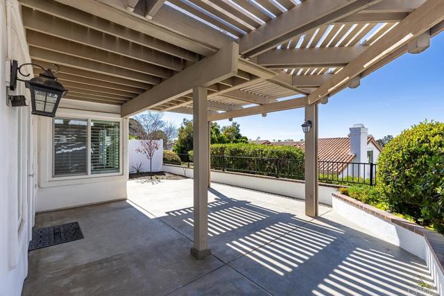 Detail Gallery Image 32 of 61 For 4169 Rhodes Way, Oceanside,  CA 92056 - 2 Beds | 2/1 Baths