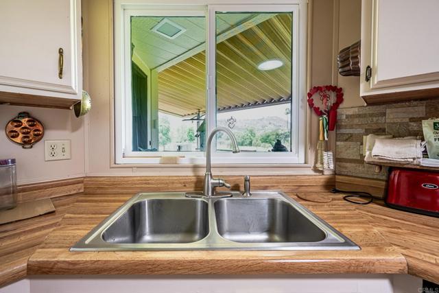 Detail Gallery Image 23 of 44 For 4650 Dulin #208,  Fallbrook,  CA 92028 - 2 Beds | 2 Baths