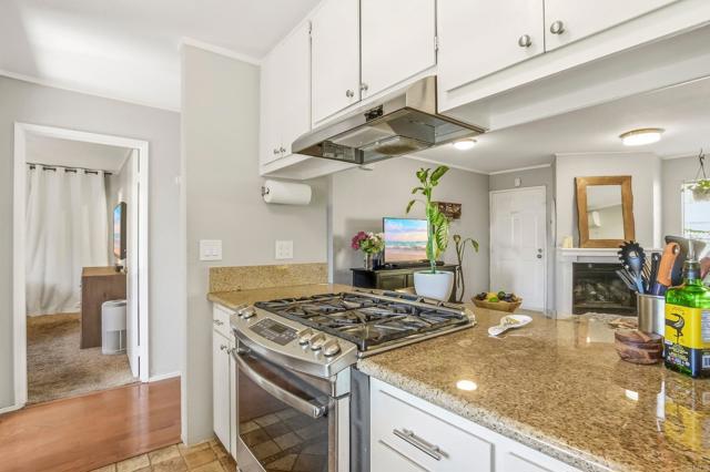 Image 10 of 38 For 4847 Parks Avenue 25