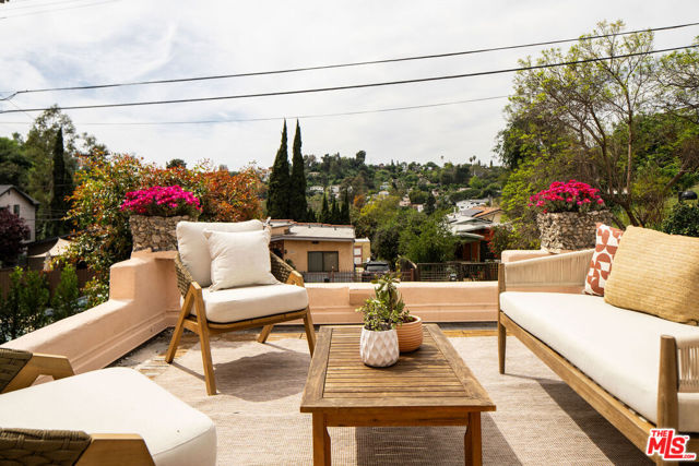 Image 20 of 24 For 2354 Landa Street