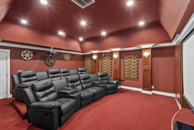 14830 Bartlett Court, San Martin CA: https://media.crmls.org/mediaz/5632d052-36de-4898-a351-7cc462949804.jpg