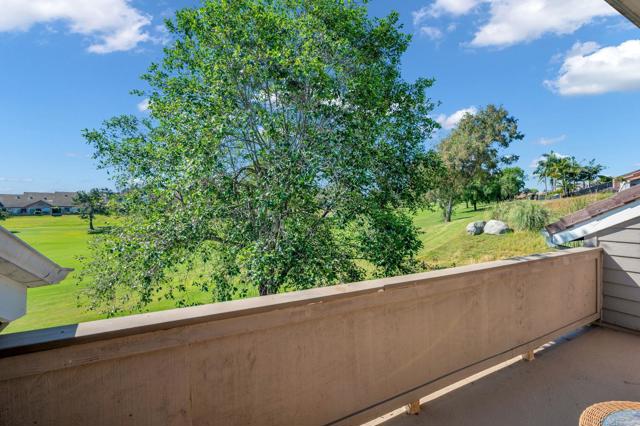 Detail Gallery Image 7 of 38 For 1091 Shadowridge Dr #118,  Vista,  CA 92081 - 2 Beds | 2 Baths