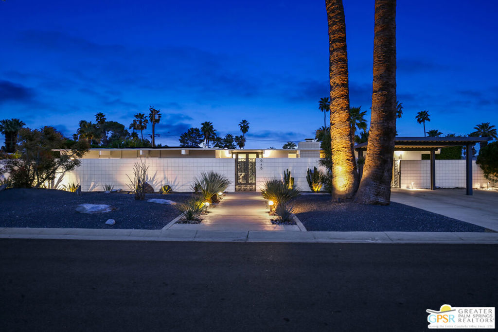 646 S Bedford Drive, Palm Springs, CA 92264