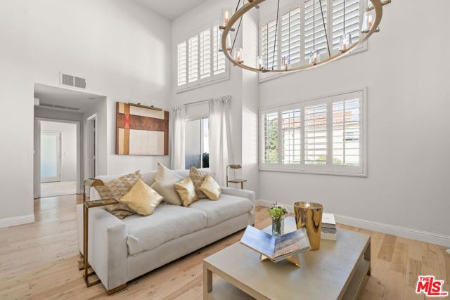 Drew Fenton | 11822 Goshen Avenue Los Angeles CA | MLS: 7466234 Drew Fenton | 11822 Goshen Avenue Los Angeles CA | MLS: 7466234