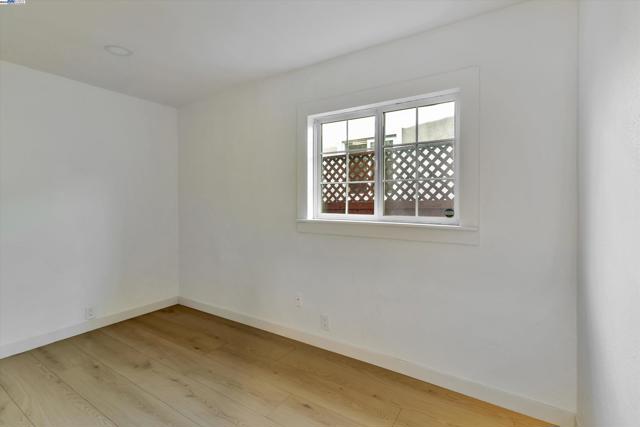 Image 11 of 58 For 1119 Kains Ave