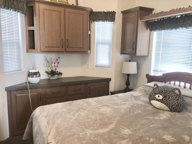 74711 Dillon Rd Spc 726, Desert Hot Springs CA: https://media.crmls.org/mediaz/563411bd-3324-4e9e-888b-0b687fcfe567.jpg