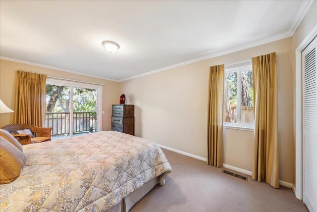 1 Windsor Rise, Monterey CA: https://media.crmls.org/mediaz/56341ac1-f1bb-48c3-83d5-612d1c90013b.jpg