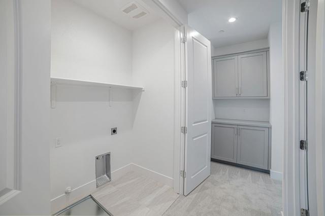 6010 Sunglow Terrace, San Ramon CA: https://media.crmls.org/mediaz/5634bcba-c915-4fc3-b92c-23de1ee7fc4a.jpg