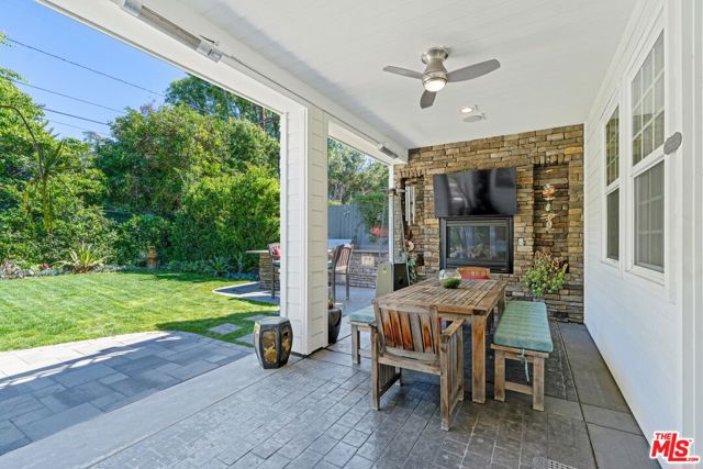 4626 ATOLL Avenue photo 4