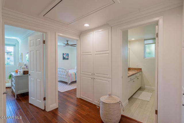 1453 Cheswick Place, Westlake Village CA: https://media.crmls.org/mediaz/5635e166-c22d-46bd-9ede-dbee67e3ec42.jpg