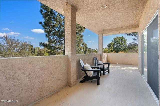 2716 Borchard Road, Newbury Park CA: https://media.crmls.org/mediaz/563697a6-e0c5-4a67-b55e-e7dfa471dafa.jpg