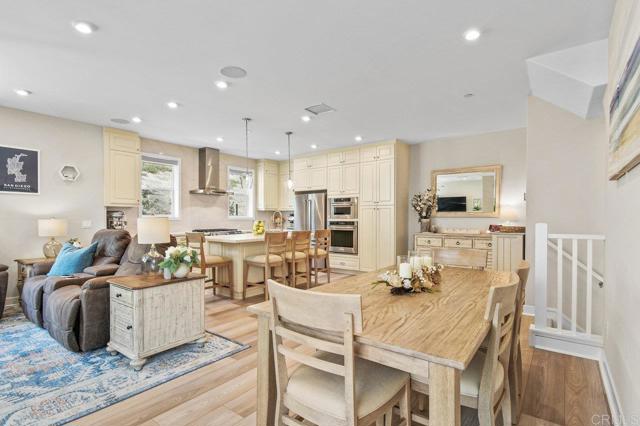 Detail Gallery Image 1 of 1 For 2838 Avella Cir, San Diego,  CA 92108 - 3 Beds | 2/1 Baths