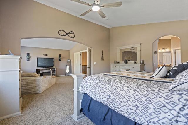 2230 Ventana Court, Hollister CA: https://media.crmls.org/mediaz/56374a3b-210e-4943-b813-6bad9af51f5f.jpg