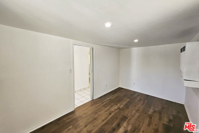 1716 Grafton Street, Los Angeles CA: https://media.crmls.org/mediaz/56374c54-830c-47c9-a0cd-72bb3faf2000.jpg