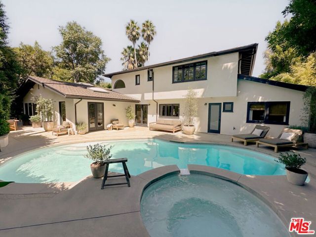 14804 Greenleaf Street, Sherman Oaks CA: https://media.crmls.org/mediaz/56376702-cdea-4d0e-b896-be24ec3a2c3f.jpg