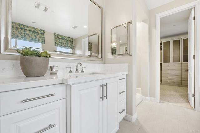 Detail Gallery Image 16 of 32 For 15937 Kennicott Ln, San Diego,  CA 92127 - 4 Beds | 4/1 Baths
