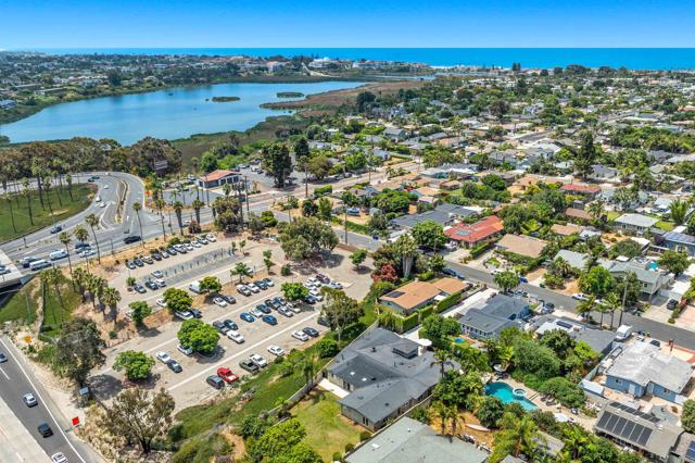 Detail Gallery Image 1 of 1 For 1922 Moreno Street, Oceanside,  CA 92054 - 5 Beds | 4 Baths