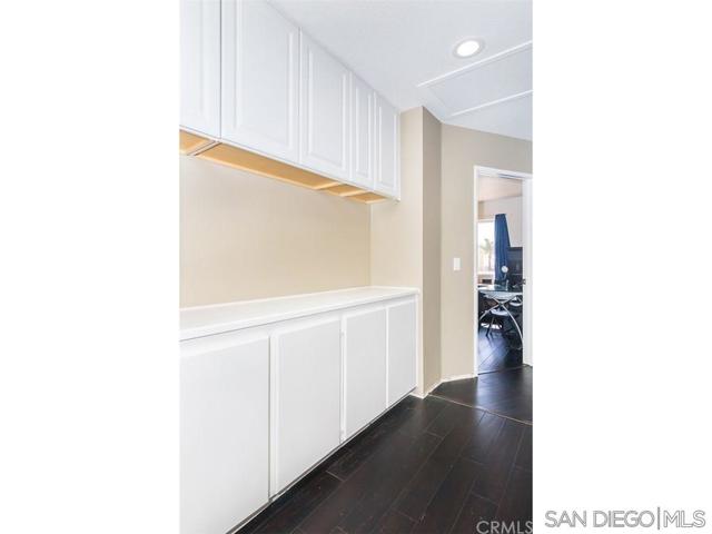30478 Sierra Madre Drive, Temecula CA: https://media.crmls.org/mediaz/56387a9e-c4bb-4c42-8e9c-9e509f660c74.jpg