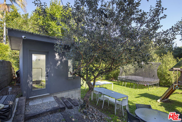 Details for 199 Chautauqua Boulevard, Pacific Palisades, CA 90272