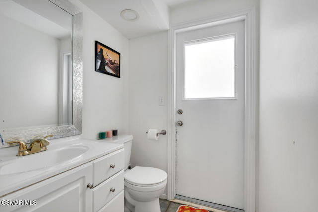 3064 Galena Avenue, Simi Valley CA: https://media.crmls.org/mediaz/563ae215-4dd0-4b99-99f0-66b9b72cf849.jpg