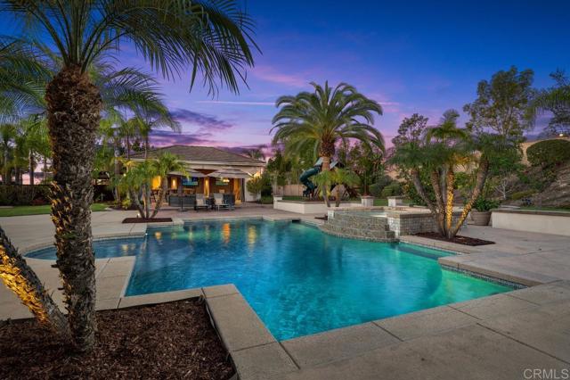 Image 3 of 57 For 15035 Applewood Ct