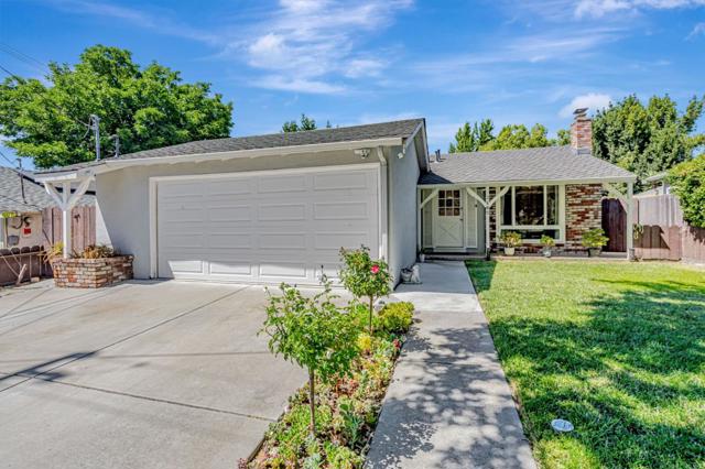 3685 Howe Court, Fremont CA: https://media.crmls.org/mediaz/563b6f4f-4b06-4091-9894-d22bd294e0ac.jpg