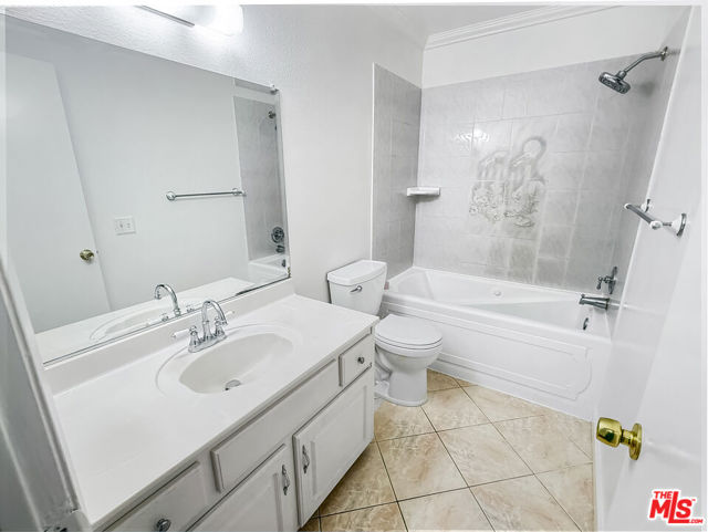 16317 Main Street, La Puente CA: https://media.crmls.org/mediaz/563b7d4f-c5cd-4abb-8d3a-541a9a154533.jpg