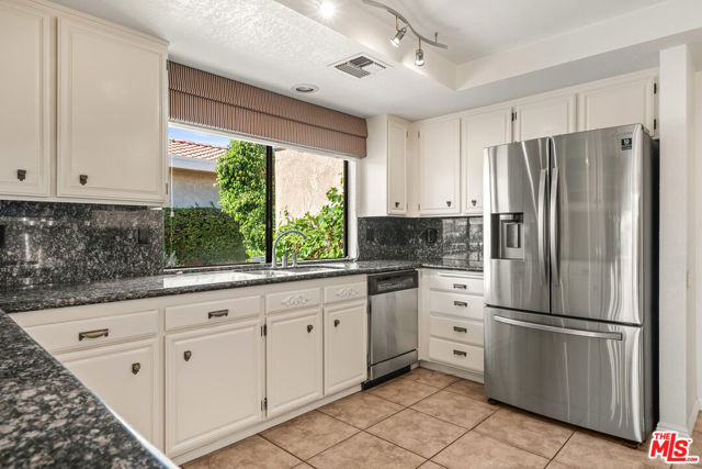 72345 Beverly Way, Rancho Mirage, CA 92270