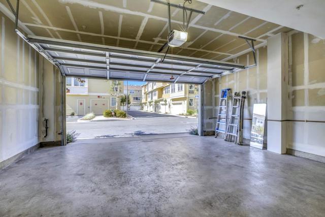 308 Whidbey Lane, Redwood City CA: https://media.crmls.org/mediaz/563fdfd2-f4b1-4677-87cb-0764494b9083.jpg