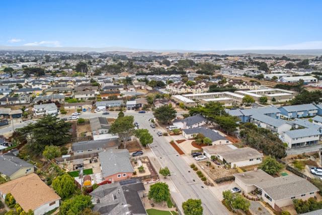 274 Cosky Drive, Marina CA: https://media.crmls.org/mediaz/5640367b-1e64-4336-873a-74a1623b1840.jpg