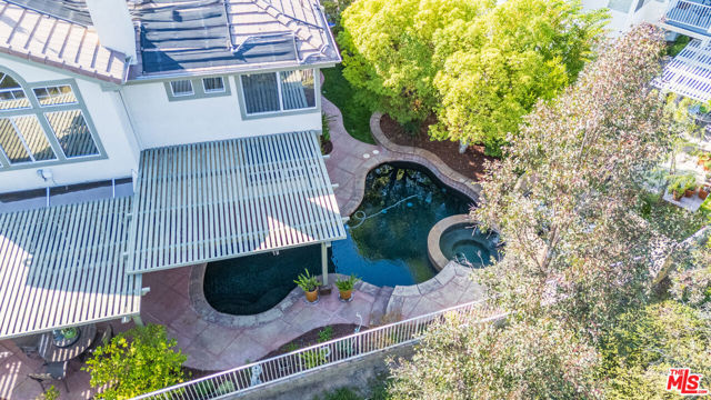 27350 Landon Place, Valencia CA: https://media.crmls.org/mediaz/5640c620-ea7a-418f-8686-cfe76920a3de.jpg