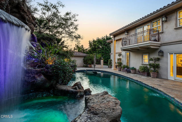 15450 Briarwood Drive, Sherman Oaks CA: https://media.crmls.org/mediaz/5640e01e-0c30-4aee-a19a-bb8e5dda0eb9.jpg